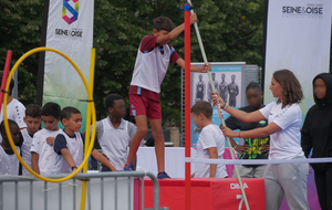 64edf59471ee1_athleticdayfloutlesmureaux.jpg